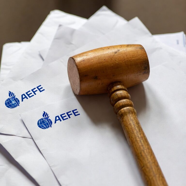 Première étape dans la correction des frais versés à l’AEFE